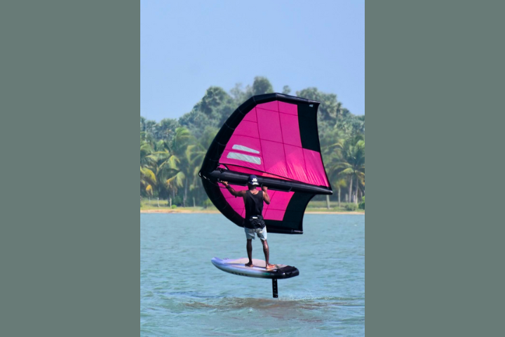 Kitesurfing in Kalpitiya Sri Lanka