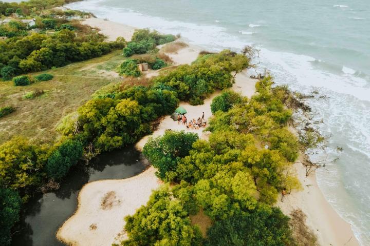 Baththalangunduwa Camping Tour with Dinuda Resort