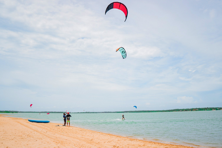 Baththalangunduwa Camping Tour with Dinuda Resort