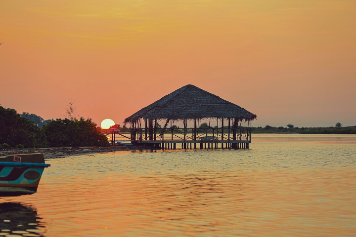 Baththalangunduwa Camping Tour with Dinuda Resort