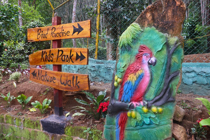 Hanthana International Bird Park & Recreation Center – Kandy