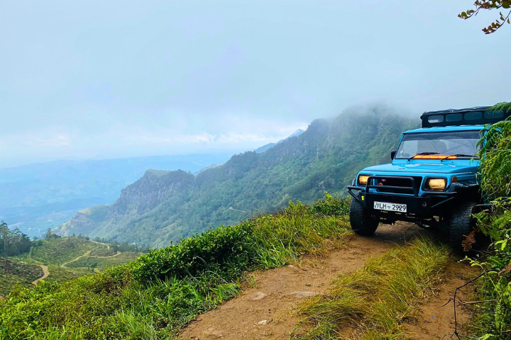 Ahasata Gauwai Adventure Safari - Sri Lanka