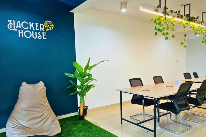Hacker House Co-working & Studio – Colombo