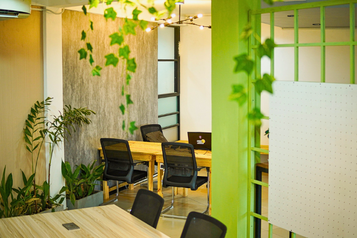 Hacker House Co-working & Studio – Colombo