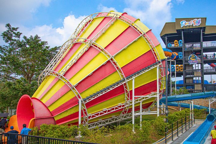 Pearl Bay – Water Park & Karting in Bandaragama, Sri Lanka